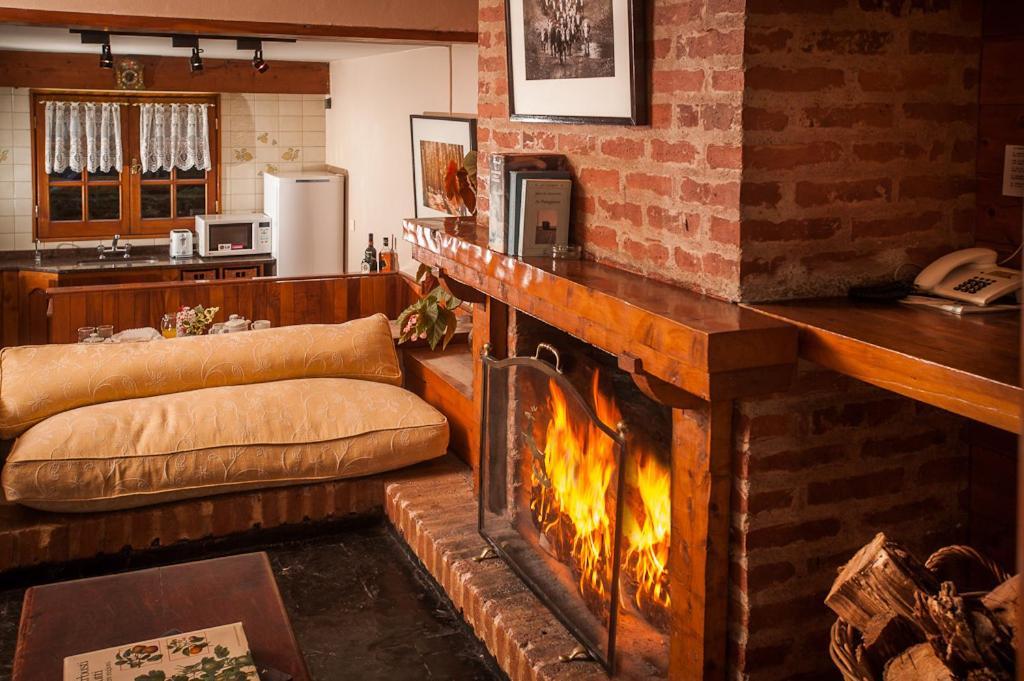 Apart Hotel La Bora Сан-Мартін-де-лос-Андес Номер фото
