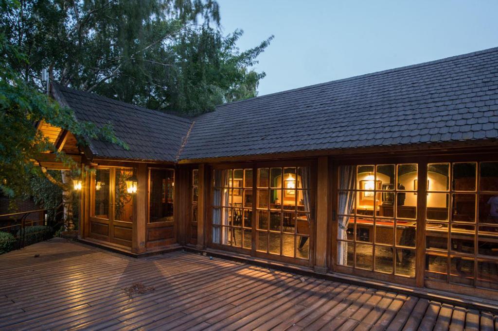 Apart Hotel La Bora Сан-Мартін-де-лос-Андес Екстер'єр фото