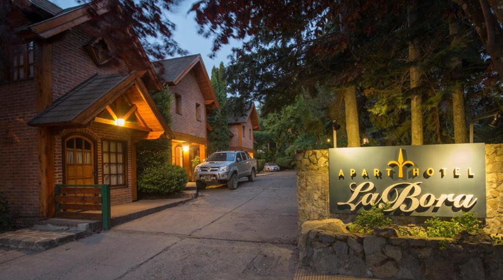 Apart Hotel La Bora Сан-Мартін-де-лос-Андес Екстер'єр фото