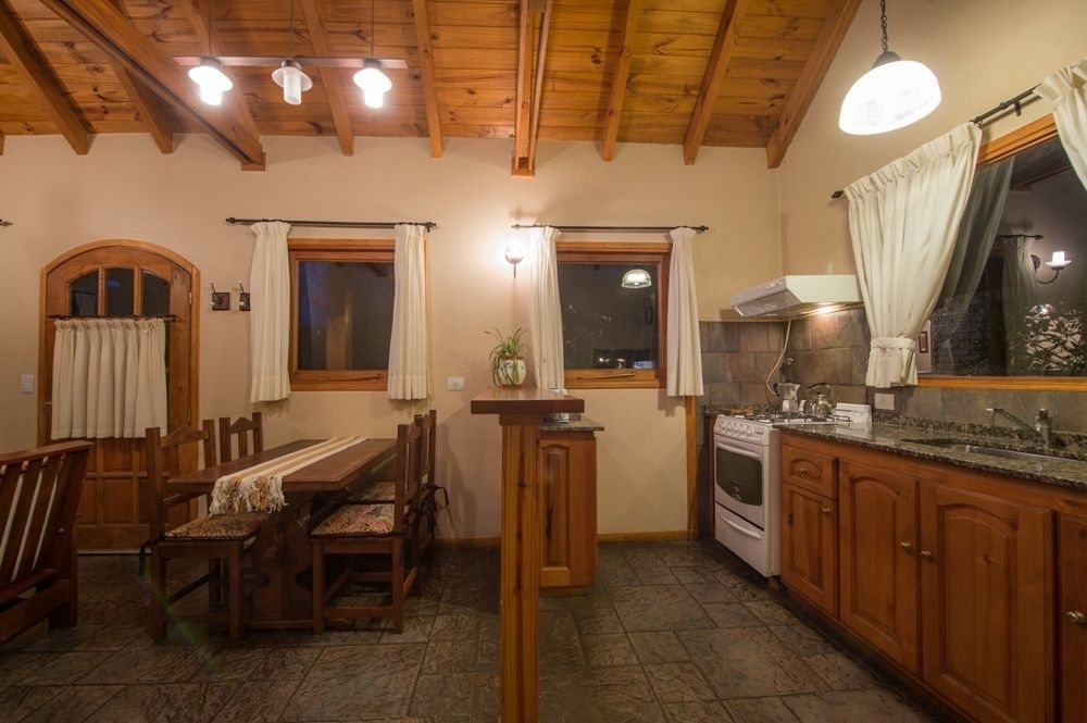 Apart Hotel La Bora Сан-Мартін-де-лос-Андес Екстер'єр фото